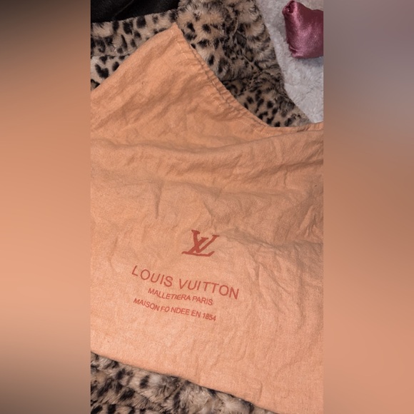 Designer inspired purse - Picture 2 of 16